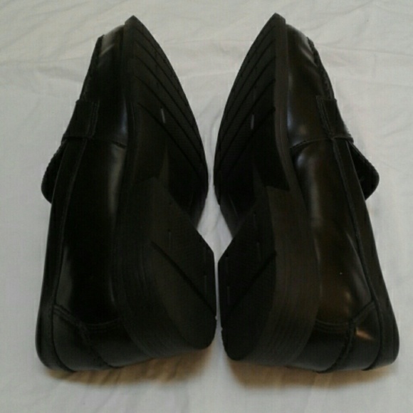 Bostonian Shoes Bostonian Duralite Black Penny Loafer 85